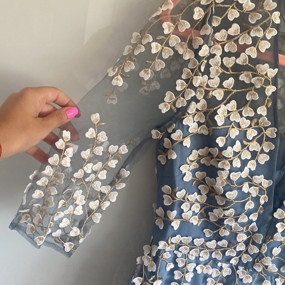 BCBGMAXAZRIA Dress - Picture 3 of 8